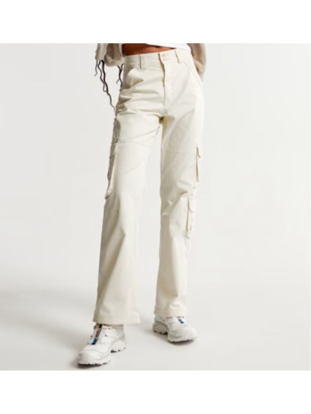 Abercrombie Fitch Women's Relaxed Cargo Pants Beige Straight Leg Pockets 26/2